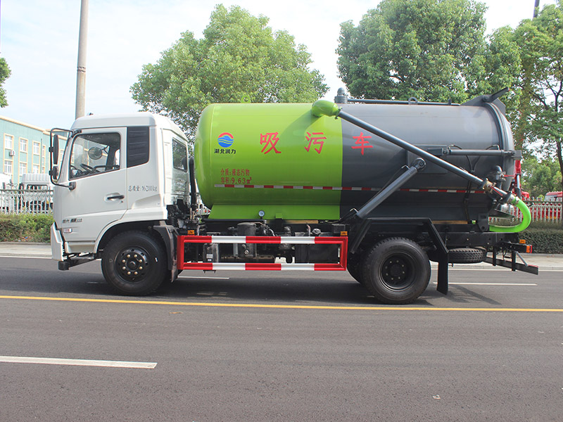 東風(fēng)天錦10方吸污車