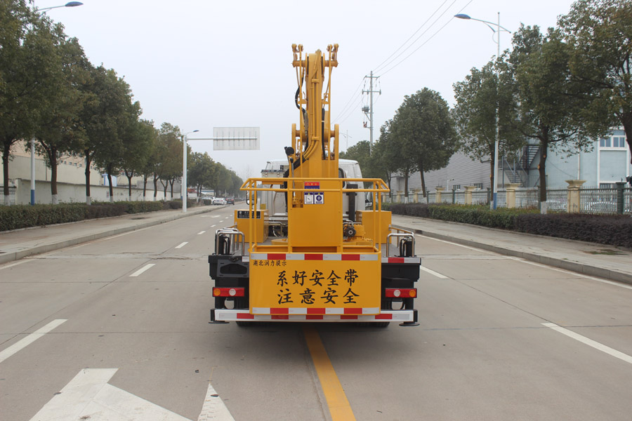 潤知星牌SCS5033JGK13EQ6型高空作業(yè)車